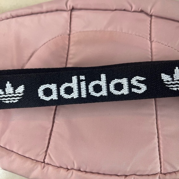 Adidas pink fanny pack - Picture 9 of 9